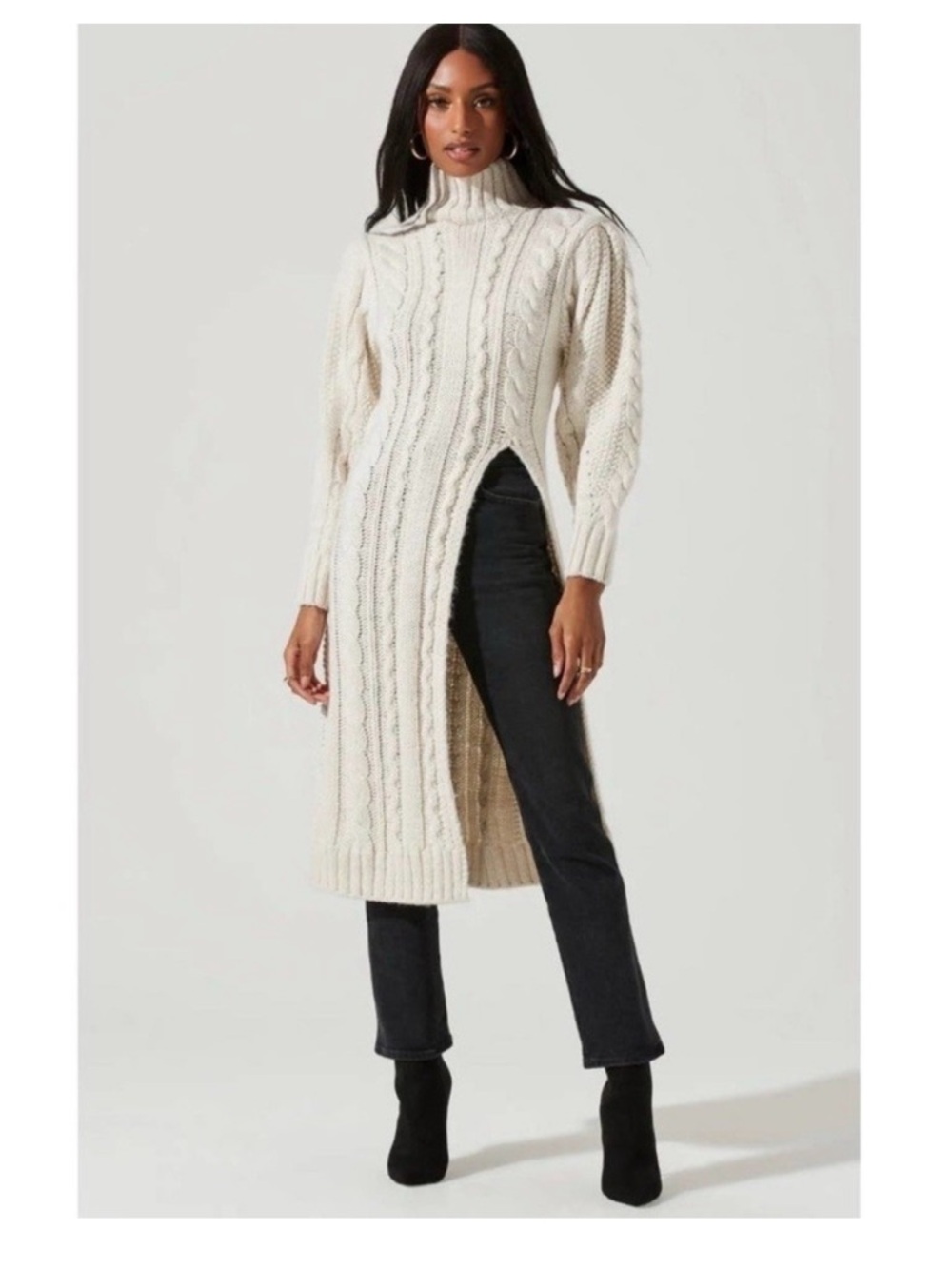 Astr Cream Cable-Knit Turtleneck High-Slit Pullover